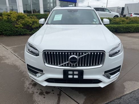 Used 2022 Volvo XC90 T6 Inscription w/ Lounge Package AWD/4WD image 8
