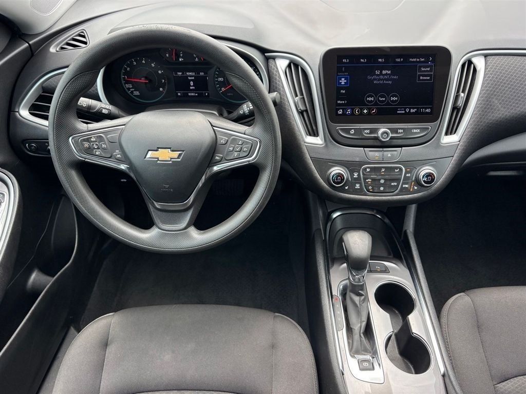 Used 2024 Chevrolet Malibu LT FWD image 18