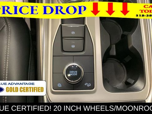 Certified 2022 Ford Explorer XLT w/ Equipment Group 202A AWD/4WD image 44