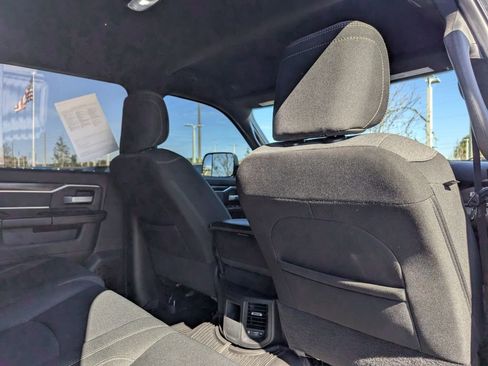 Used 2022 RAM 2500 Big Horn w/ Night Edition image 12