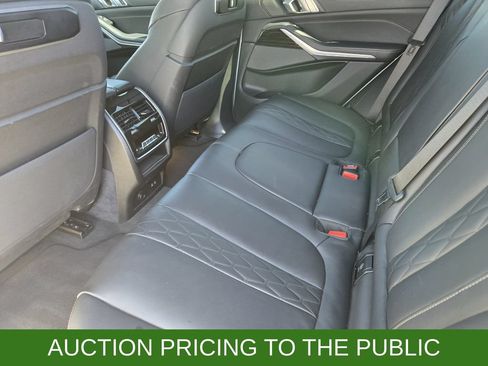 Used 2025 BMW X5 xDrive50e AWD/4WD image 29