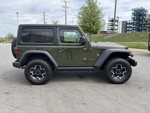 Certified 2022 Jeep Wrangler Rubicon w/ Cold Weather Group image 10