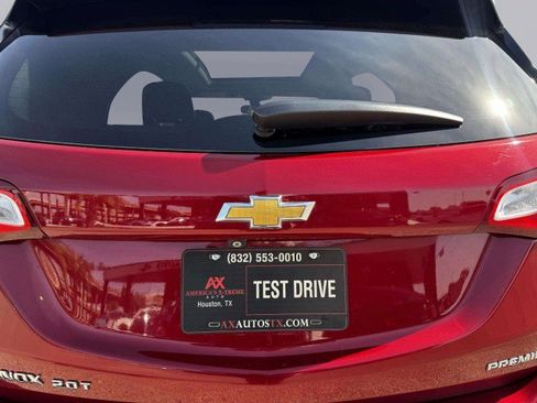 Used 2019 Chevrolet Equinox Premier image 18