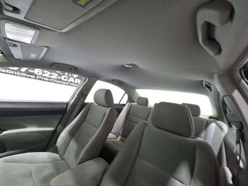 Used 2010 Honda Civic LX image 10
