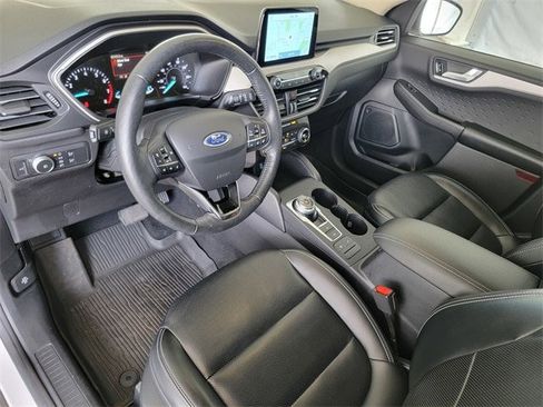 Certified 2020 Ford Escape SEL image 19