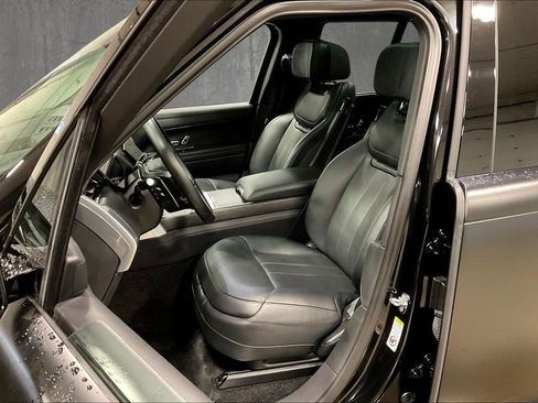 Used 2024 Land Rover Range Rover SV AWD/4WD image 21