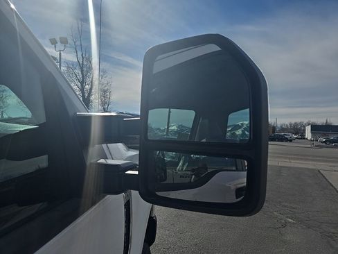 Used 2021 Ford F250 XL w/ Power Equipment Group image 26