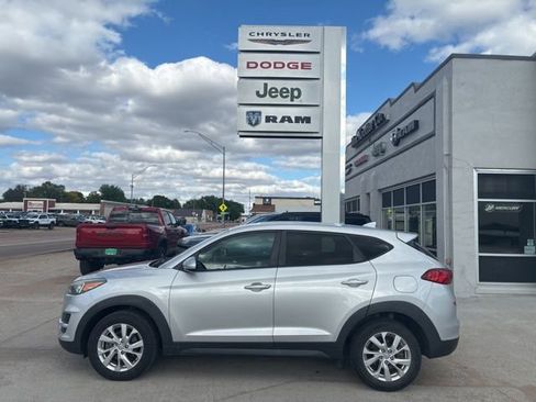 Used 2019 Hyundai Tucson SE FWD image 1