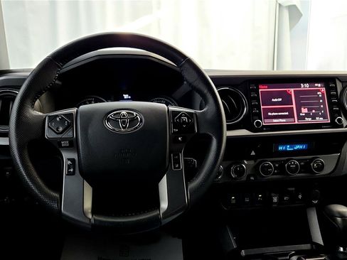 Used 2023 Toyota Tacoma TRD Sport image 33