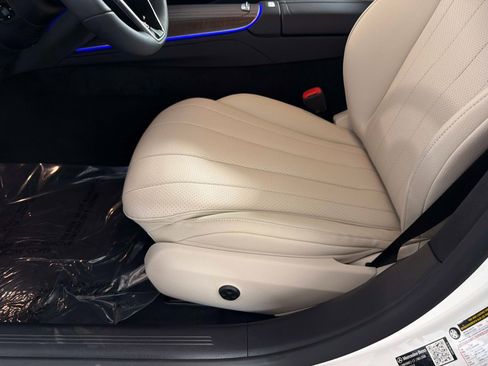 Used 2026 Mercedes-Benz E 350 4MATIC Sedan image 39