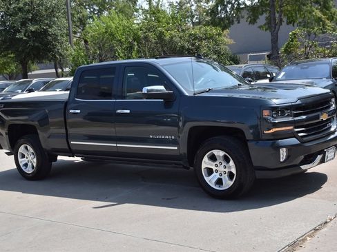 Used 2017 Chevrolet Silverado 1500 LTZ Z71 AWD/4WD image 5