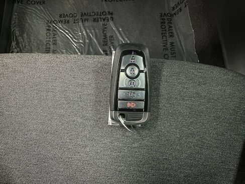 Used 2025 Ford Mustang GT RWD image 38