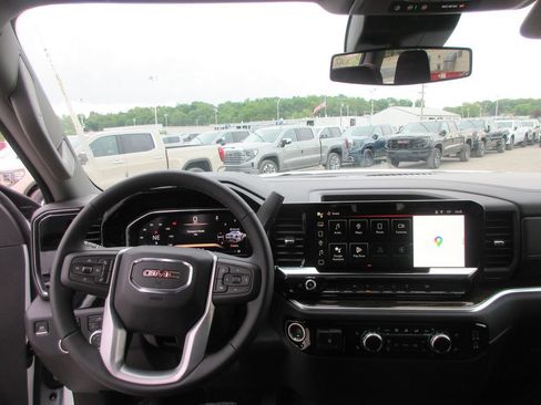New 2026 GMC Sierra 1500 Elevation AWD/4WD image 16