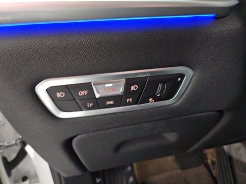 Used 2020 BMW X7 xDrive40i w/ Cold Weather Package image 24