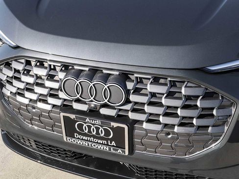 New 2025 Audi Q5 Premium image 8