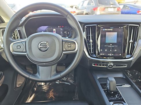 Used 2024 Volvo S60 B5 Core FWD image 15