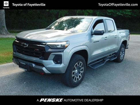 Used 2024 Chevrolet Colorado Z71 w/ Z71 Convenience Package 2 AWD/4WD image 1
