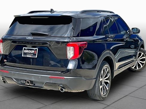 Used 2022 Ford Explorer ST-Line w/ Class IV Trailer Tow Package RWD image 12