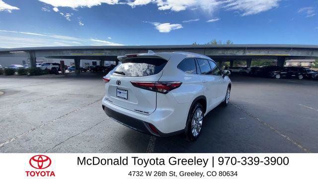 Certified 2025 Toyota Highlander Limited AWD/4WD image 7