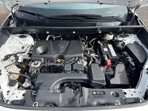 Used 2024 Toyota RAV4 XLE AWD/4WD image 26