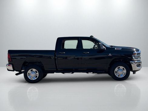 Used 2025 RAM 2500 Tradesman w/ Chrome Appearance Group AWD/4WD image 8
