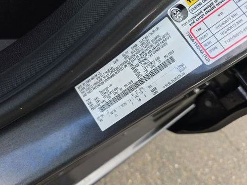 Used 2017 Ford Fiesta SE image 31