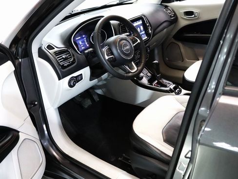 Used 2020 Jeep Compass Limited w/ Safety & Security Group image 13