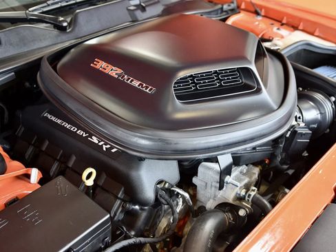 Used 2018 Dodge Challenger R/T Scat Pack RWD image 27