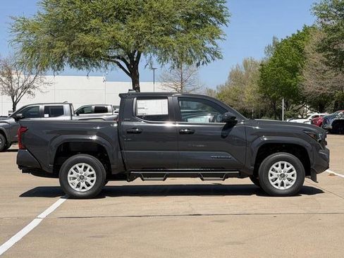 New 2026 Toyota Tacoma SR5 image 3