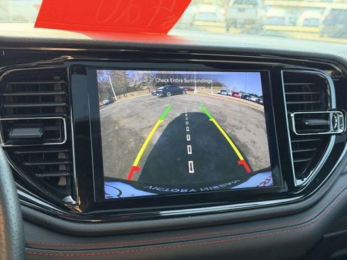 Used 2024 Dodge Durango GT image 21