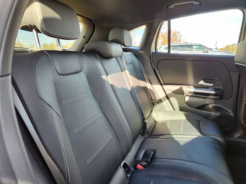 Used 2021 Mercedes-Benz GLA 35 AMG 4MATIC image 15