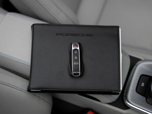 Used 2022 Porsche 911 Turbo S AWD/4WD image 86