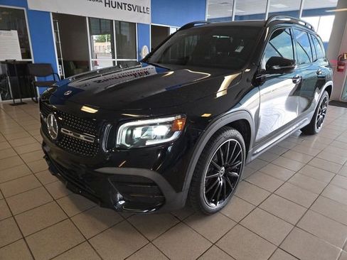 Used 2023 Mercedes-Benz GLB 250 image 4