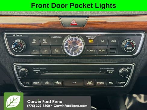 Used 2017 Kia Cadenza Premium w/ Luxury Package image 16