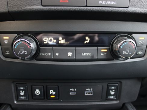 Certified 2022 Nissan Frontier PRO-4X w/ Pro-4X Premium Package image 22