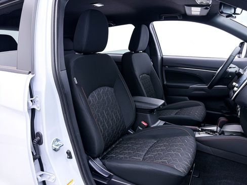 New 2026 Mitsubishi Outlander Sport AWD image 31