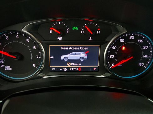 Used 2024 Chevrolet Equinox Premier AWD/4WD image 20