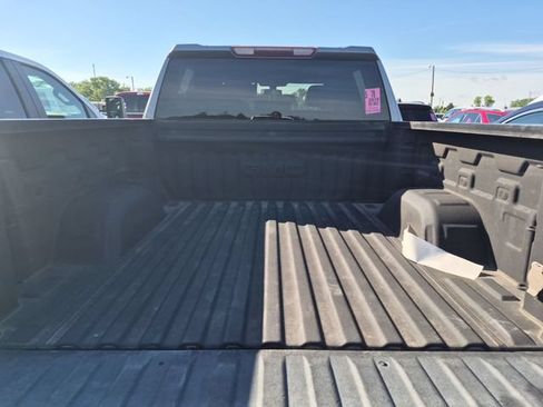 Used 2019 GMC Sierra 1500 4x4 Crew Cab w/ 1SA Driver Alert Package I image 5