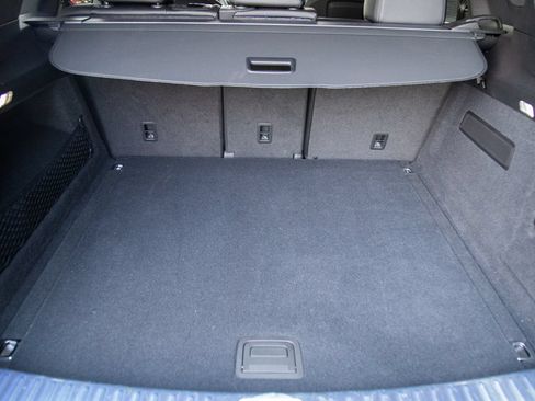 Certified 2026 Porsche Cayenne AWD/4WD image 17