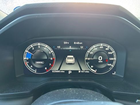 Used 2024 Mitsubishi Outlander SEL image 11