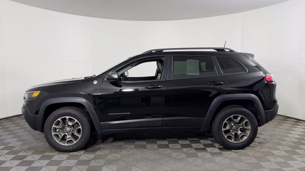 Used 2020 Jeep Cherokee Trailhawk w/ Cold Weather Group AWD/4WD image 5