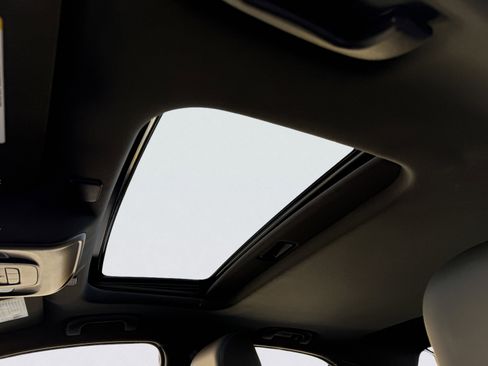 Certified 2024 Cadillac CT4 Premium Luxury image 3