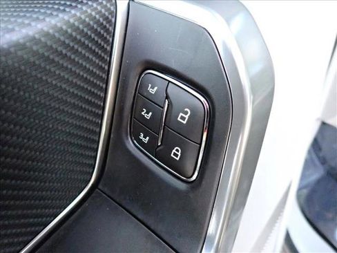 Used 2021 Ford F150 Limited image 19