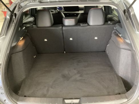 Used 2025 Nissan Kicks SR AWD/4WD image 5