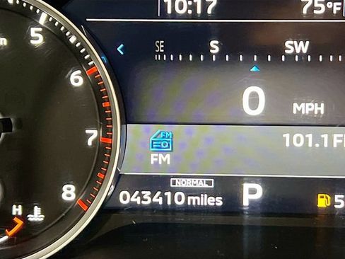 Used 2022 Mitsubishi Outlander SE image 28