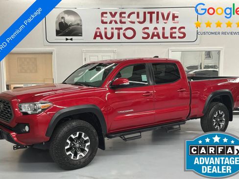 Used 2023 Toyota Tacoma TRD Off-Road w/ TRD Premium Off Road Package AWD/4WD image 1