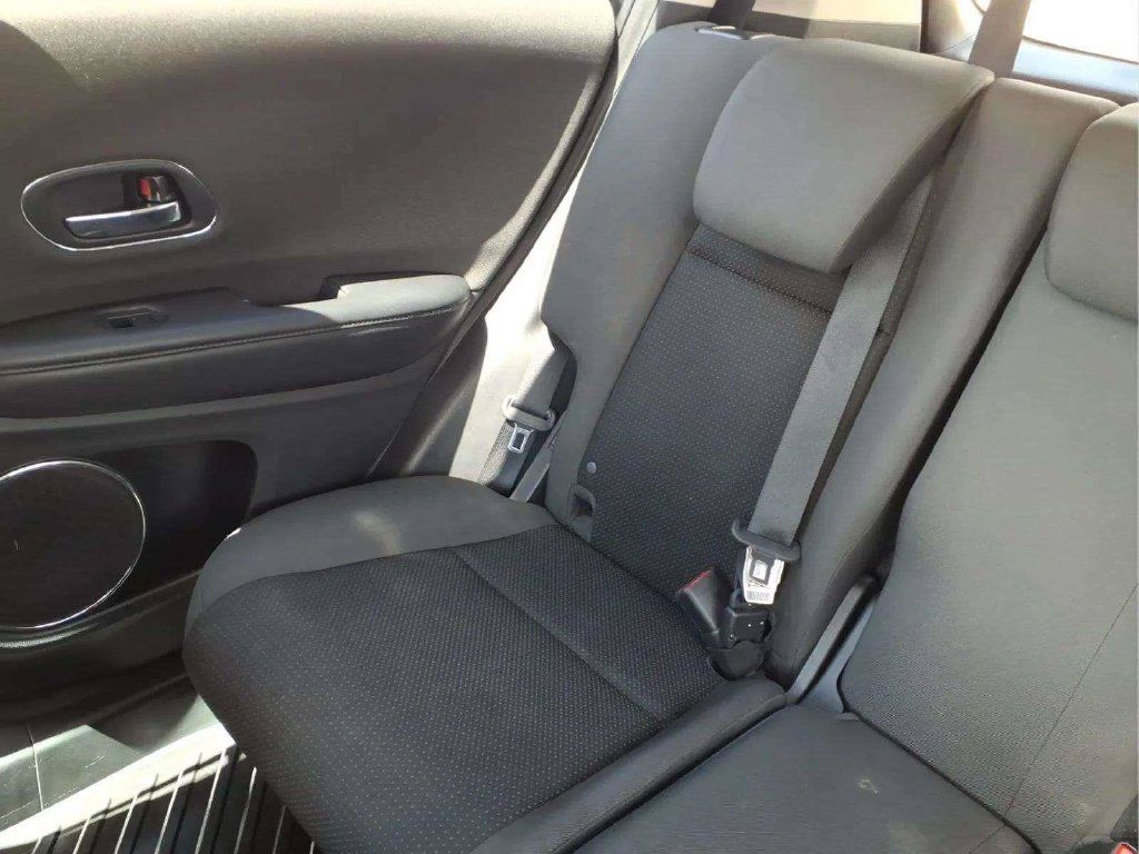Used 2022 Honda HR-V EX image 16