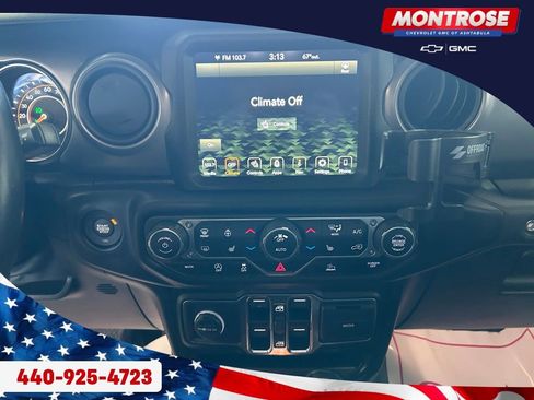 Used 2021 Jeep Gladiator Sport AWD/4WD image 17