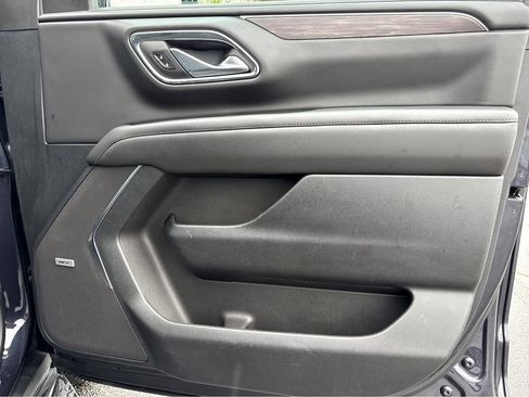 Used 2024 Chevrolet Tahoe LT RWD image 14
