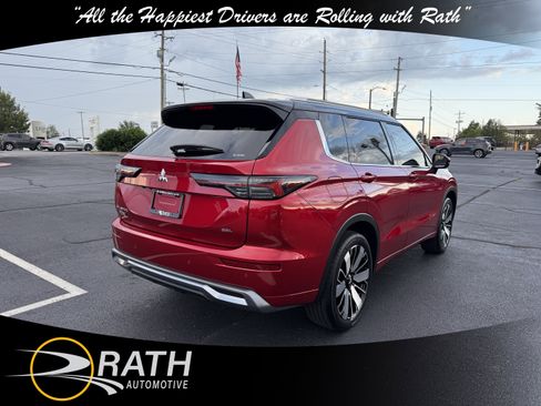 New 2025 Mitsubishi Outlander SEL image 8